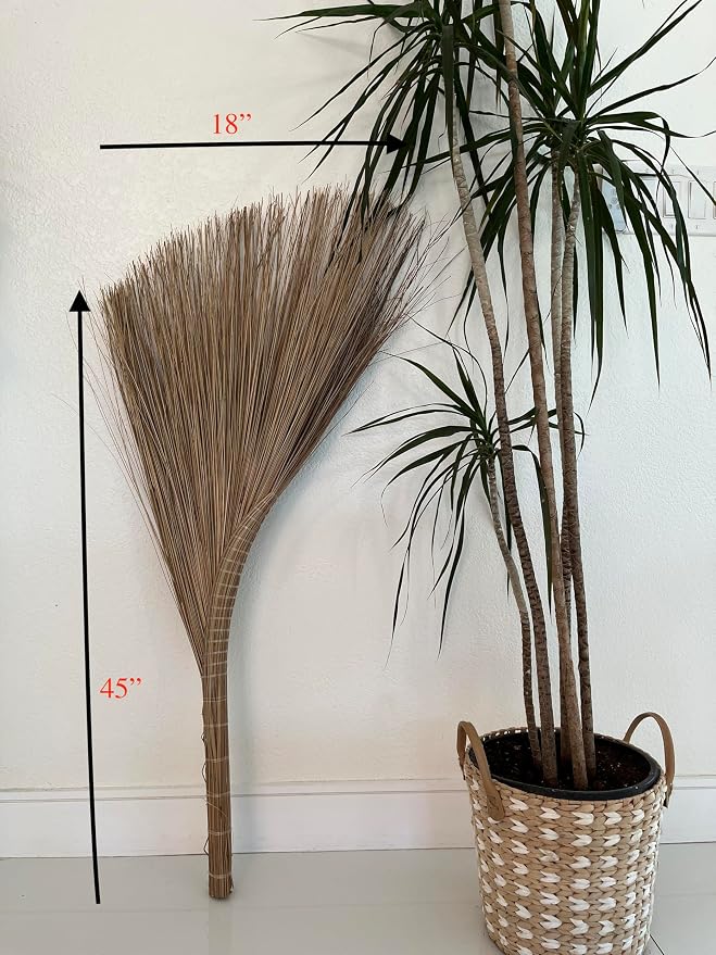 Vietnamese Natural Straw Broom/Handmade Coconut Leaf Broom - Image 3
