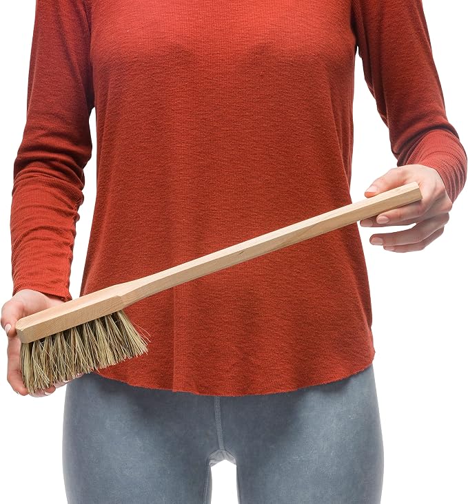 Redecker Wheel Brush, Extra-Long Handle, Scrub Boots/Shoes and Car Tires - Image 3