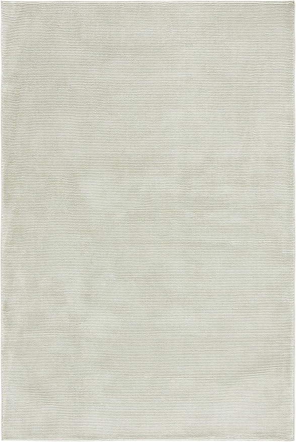 SAFAVIEH Revive Collection Area Rug - 4' x 6', Sage, Transitional Design, Stain Resistant, Ideal for High Traffic Areas in Living Room, Bedroom & Dining Room (REV102W-4)