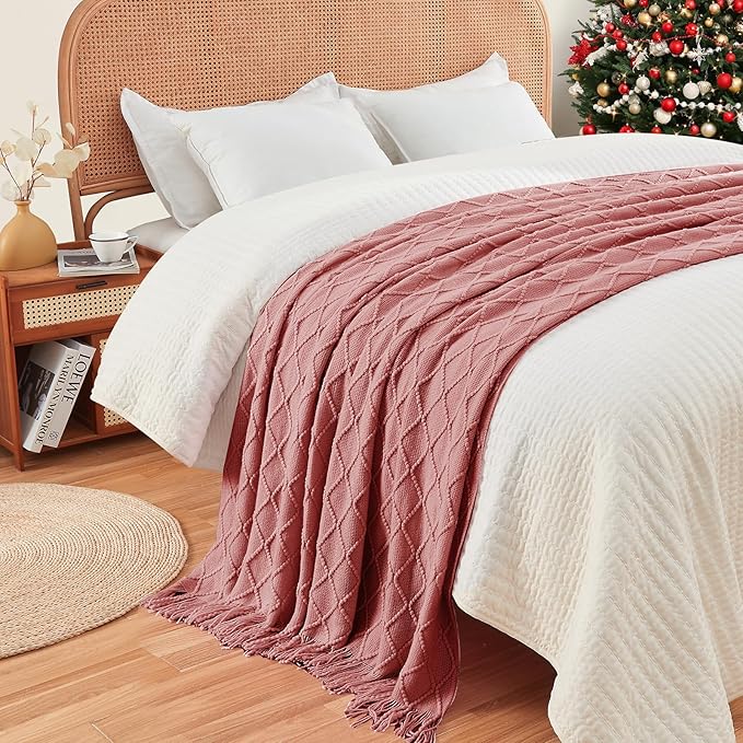 inhand ChristmasThrow Blankets for Couch, Gifts for Women Cozy Home Decor Knit Blanket, Coral Pink Lightweight Decorative Blankets and Throws, Farmhouse Warm Woven Blanket for Men and Women, 50"x60"