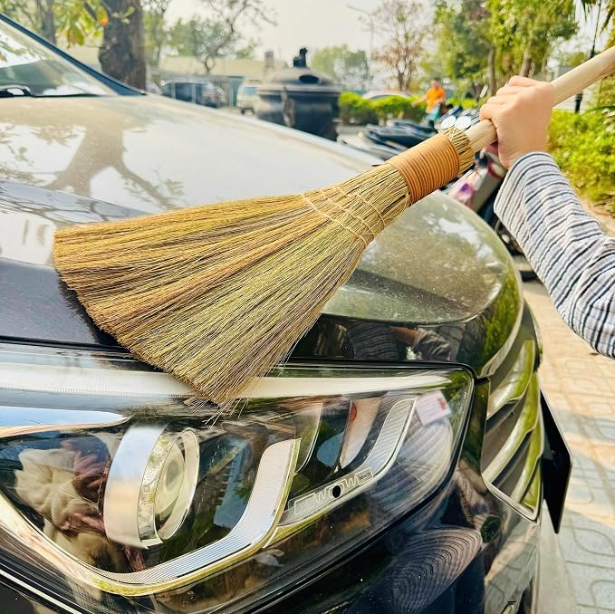 Vietnamese Natural Whisk Broom - Image 6