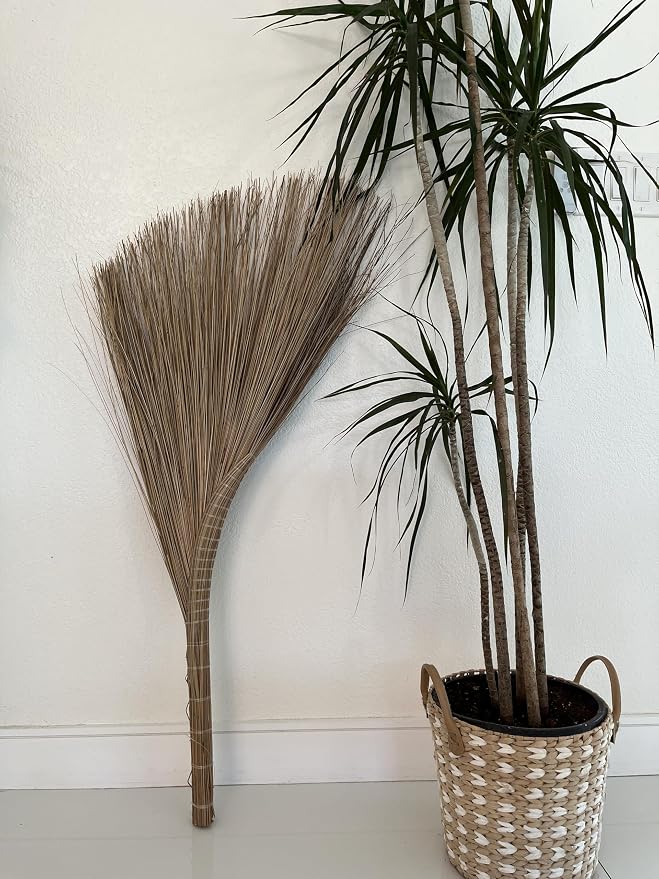 Vietnamese Natural Straw Broom/Handmade Coconut Leaf Broom by Unknown