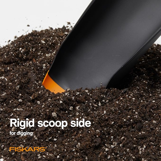 Fiskars Planting Soil Scoop & Brush Set, Dual-Sided Tool - Image 7