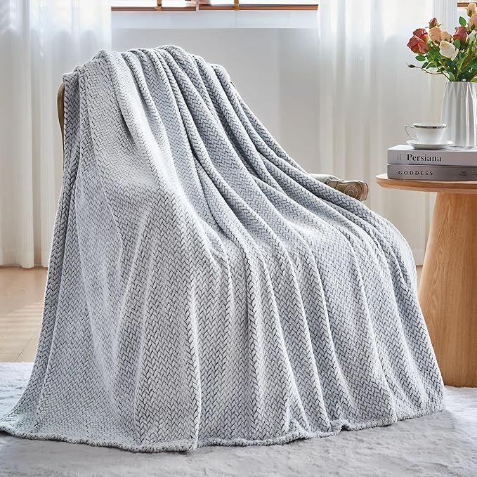 NEWCOSPLAY Super Soft Queen Blanket Frosty Dark Grey Premium Silky Flannel Fleece Leaves Pattern Lightweight Bed Blanket All Season Use (Frosty Dark Grey, Queen(90"x90"))