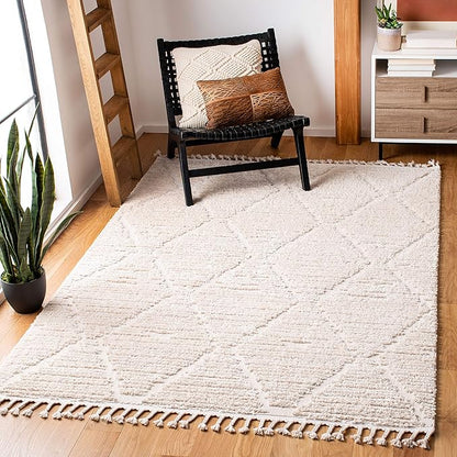 SAFAVIEH Marrakesh Collection Area Rug - 10' Square, Beige, Moroccan Boho Tribal Tassel Design, Non-Shedding & Easy Care, Ideal for High Traffic Areas in Living Room, Bedroom (MRK517C)