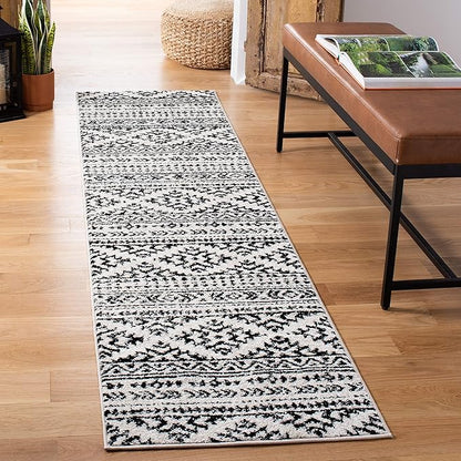 SAFAVIEH Tulum Collection Runner Rug - 2' x 7', Ivory & Black, Moroccan Boho Tribal Design, Non-Shedding & Easy to Clean, Ideal for Living Room, Hallway, Foyer, Entryway, Bedroom (TUL272B)