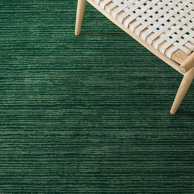 SAFAVIEH Vision Collection Runner Rug - 2'2" x 10', Dark Green, Modern Ombre Design, Non-Shedding & Easy to Clean, Ideal for Foyer, Hallway, Bedroom (VSN606Y)
