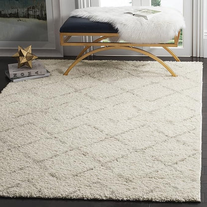 SAFAVIEH Arizona Shag Collection Area Rug - 5'1" x 7'6", Ivory & Beige, Moroccan Boho Design, Non-Shedding & Easy to Clean, Ideal for Living Room, Bedroom, Dining Space (ASG743A)