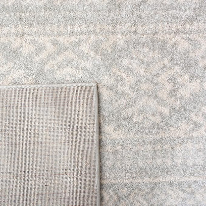 SAFAVIEH Tulum Collection Area Rug - 8' Square, Light Grey & Ivory, Moroccan Boho Tribal Design, Non-Shedding & Easy to Clean, Ideal for Living Room, Bedroom, Dining Space (TUL272F)