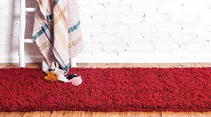 Unique Loom Solid Shag Collection Area Rug (2' 2" x 6' 7" Runner, Cherry Red)