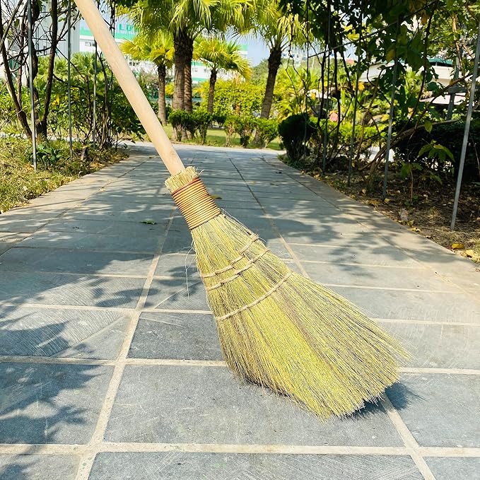 Vietnamese Straw Soft Broom for Cleaning - Image 8