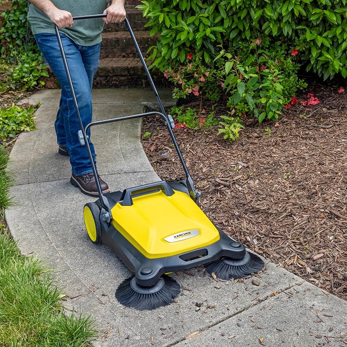 Kärcher Walk Behind Outdoor Push Sweeper S 4 Twin - Image 10