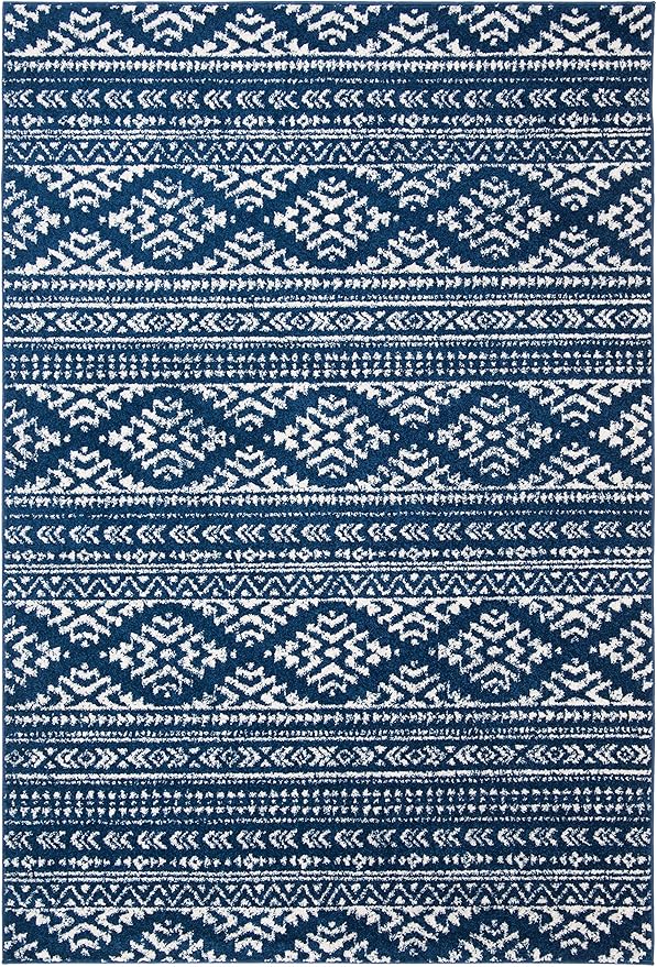 SAFAVIEH Area Rug 4x6 - Tulum Collection - Navy & Ivory, Moroccan Boho Tribal Design, Non-Shedding & Easy to Clean, Ideal for Living Room, Bedroom, Dining Space (TUL272N)