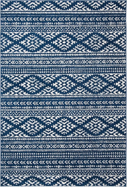 SAFAVIEH Area Rug 4x6 - Tulum Collection - Navy & Ivory, Moroccan Boho Tribal Design, Non-Shedding & Easy to Clean, Ideal for Living Room, Bedroom, Dining Space (TUL272N)
