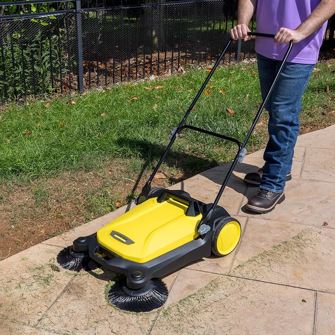 Kärcher Walk Behind Outdoor Push Sweeper S 4 Twin - Image 11